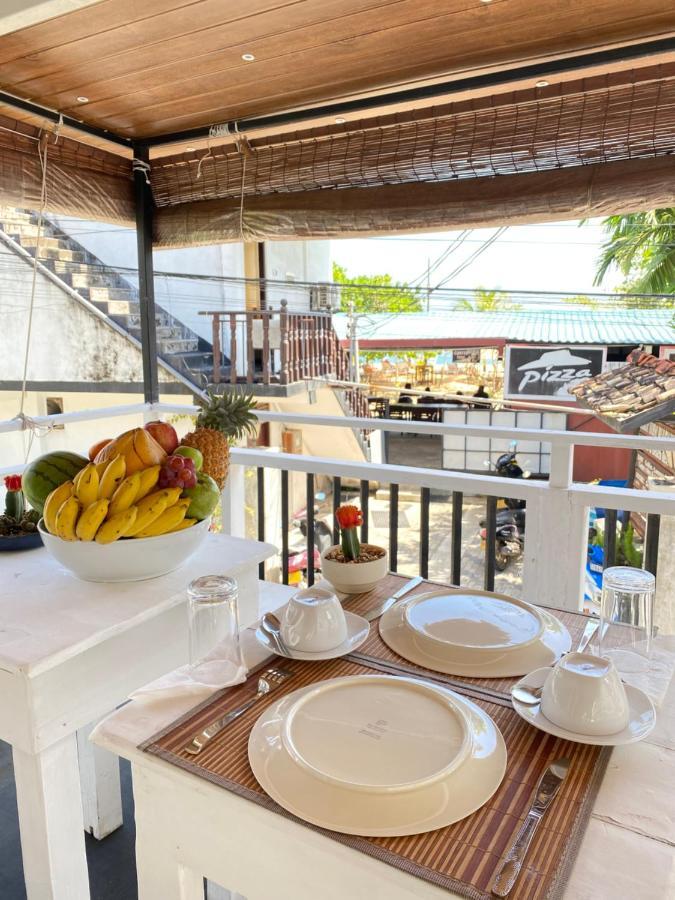 Beach Walk Hotel ウナワトゥナ エクステリア 写真